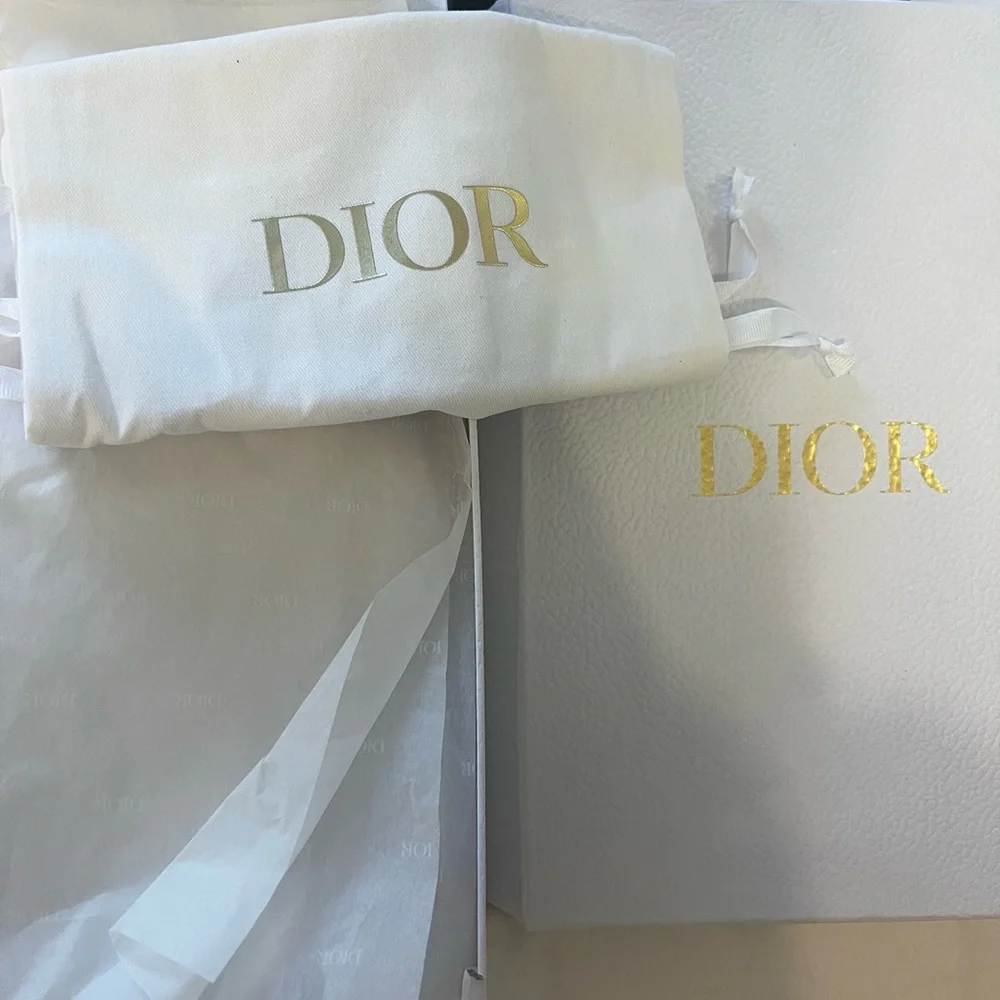 Dior Walk’N’Dior sneakers - Picture 6 of 6